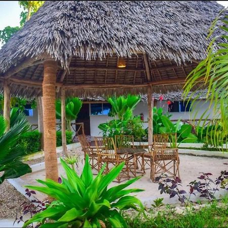 Tolo Tolo Resort Нунгви Экстерьер фото