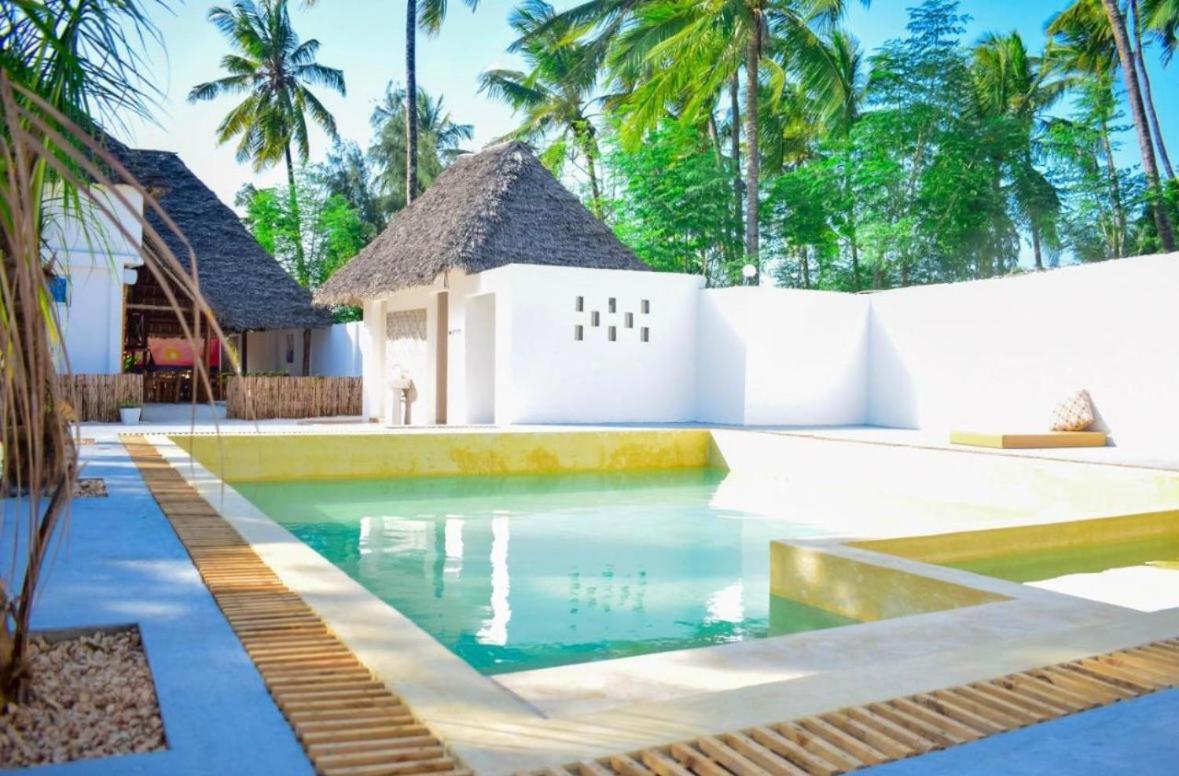 Tolo Tolo Resort Нунгви Экстерьер фото